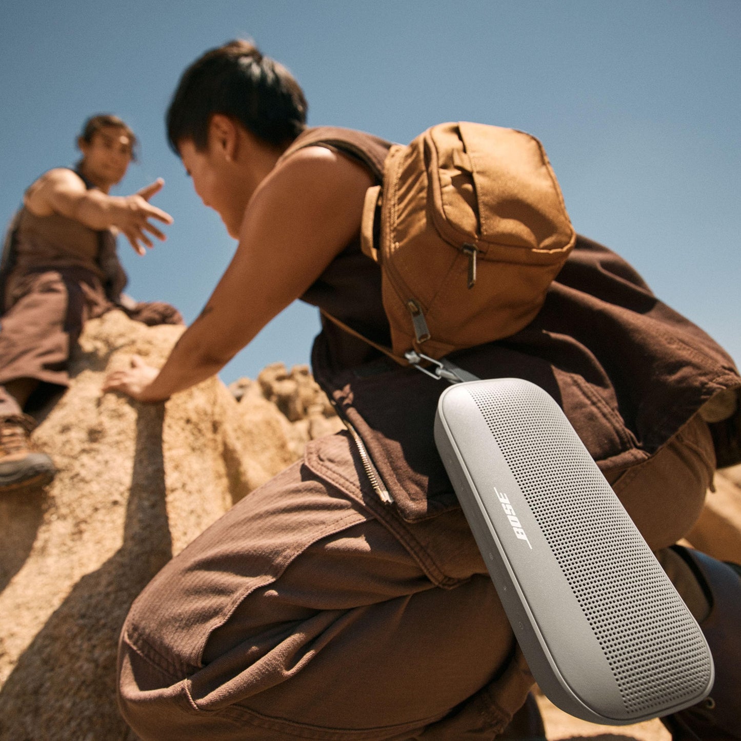 Bose SoundLink Flex Portable Bluetooth Speaker (2nd Gen), Portable Outdoor Speaker with Hi-Fi Audio, Up to 12 Hours Battery Life, Waterproof and Dustproof, Sandstone